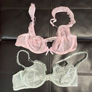 Victoria’s Secret bras 36B